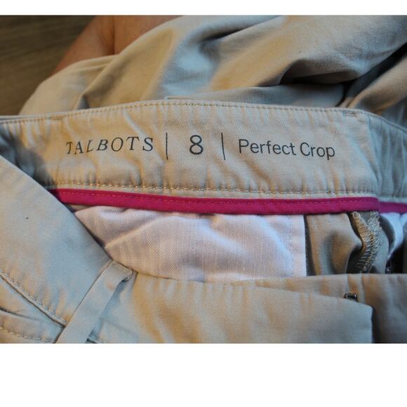 Talbots Perfect Crop Pants Beige Khaki Stretch Hook-and-Bar Closure Women Size 8 - Picture 3 of 6